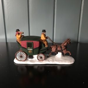 Department 56 Dover Coach